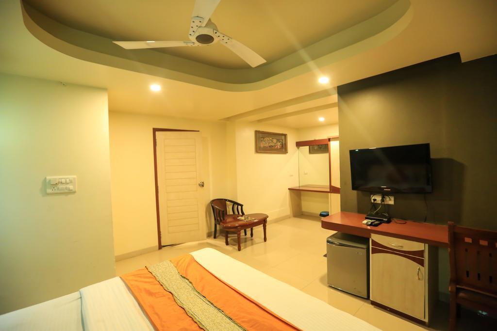 Hotel Rajlaxmi Бхопал Екстер'єр фото